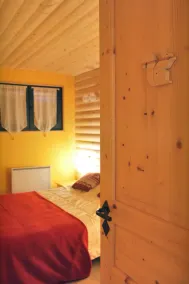 FIR Lejlighed i hytte med udsigt over søen Matemale - Image 5