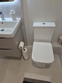 BEST 2 BED IN THE CITY - Image 2