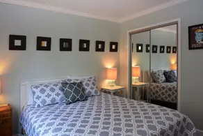 Linens Provided One Bedroom Condo Downtown Walk Everywhere - Image 4