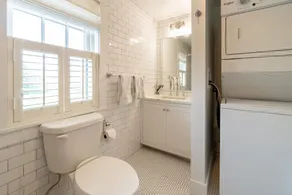 Perfect Family Vacation Home! Heated Salt Water Pool - Car Ferry Tix Available - Image 4
