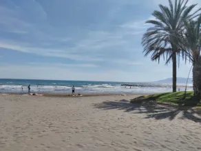 Beachfront med tag - Image 2