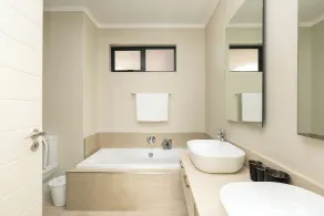 Lux Suite - Image 2