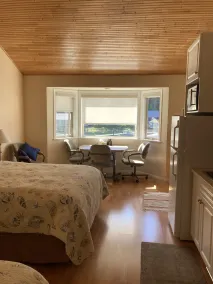 The Outlook at Telegraph Cove, a place to relax, rejuvenate and unwind - Image 4