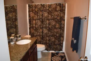 LIVE I LUXURY AWAY FROM HOME IN ATLANTA - Image 3