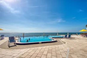 Sea Side condo with waterfront Sunset Views. Walkable to everything! - Image 2