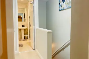 Ford House Retreat - 3 Bedroom Apartment - Image 2