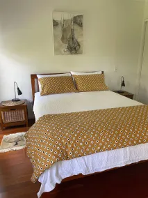 Spacious Bangalow Apartment for short and longer stays. - Image 4