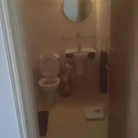 Luxury 1 bedroom apartment (sleeps 4) with shared pool - Image 5