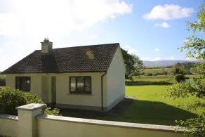 2 bedroom cottage in grange - Image 4