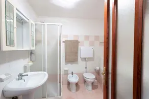 Ferienwohnung mit Garten und Terasse - Image 2