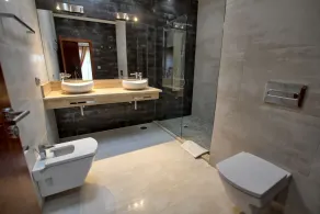 Large Luxury Villa in great location Hot Tub, A/C, Pool Table,Table Tennis,Wifi, - Image 3