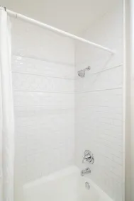 Sonoma Square Gem! Charming New Farmhouse w Pool + Private Detached Guest Suite - Image 5