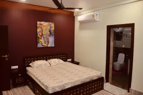 MODERN # CLEAN # KIDS FRIENDLY # SOAMI BAGH # DAYAL BAGH # QUITE # CONVENIENT - Image 5