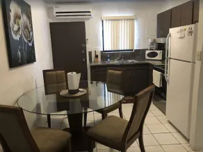 Free WiFi Free PARKING Free Cable-The BEST 2 Bedrm 1 Ba unit near grocery store! - Image 5