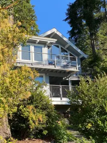 Treasure Island Retreat Water Front w/ Kayaks, Fun, Views, and Hot Tub! - Image 4