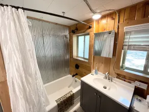 PONTOON NOW INCLUDED!!  Waterfront Duck Lake Cottage Interlochen, Traverse City! - Image 2