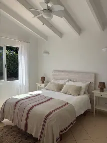 Villa Hibiscus - sea view, private pool, close to beach & restaurants, AC & wifi - Image 5