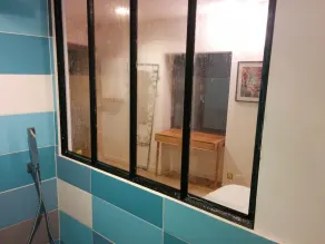 Studio *** dans la tour Duguesclin, au coeur de la cité médiévale - Image 2
