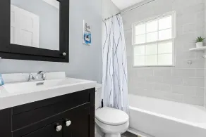 Playful and Serene-2 Bedroom home- Walk to the stadium! - Image 2