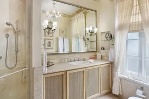 Glamorous Beachfront Estate - Leamington - Image 4