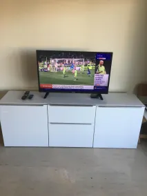 Appartement au 1er étage exposé sud avec vue sur les piscines, wi-fi gratuit et sky tv - Image 5