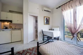 SEA VIEW STUDIO, NEXT TO THE BEACH, NATURE AND FARM  AROUND, NEAR THE HIGHWAY - Image 5