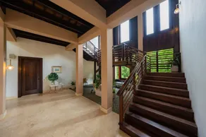 Ocean view villa with golf front at exclusive beach resort - Image 2
