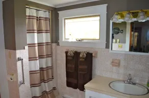 Familie afslapning i hjertet af Fryeburg, Maine! 3 Bdrm, 2. 5 Bath Periode Hjem - Image 2