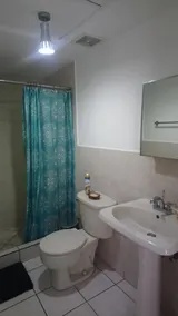 Beautiful luxury apartment near - Image 3