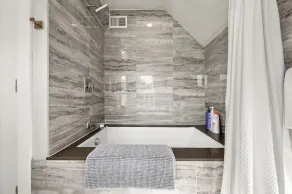 Gorgeous Downtown Home near Convention Ctr, State Capitol, Shopping & Food! - Image 5