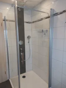 Renovierte moderne Ferienwohnung, gemütlich und ruhig gelegen - Image 4