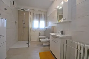 Apartamento de férias com estacionamento - Image 4