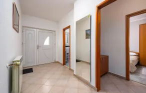 Beautiful Home In Labin - Image 3