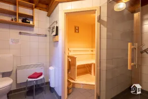 Holiday pleasure in the cosy blockhouse with sauna - Image 4