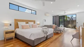 Grottamare - Stylish Lennox Head Village Holiday Home - Image 4