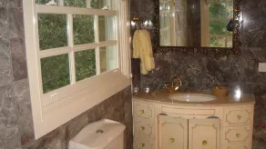 Annies cottage and garden - Image 2