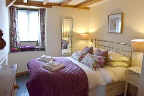 Rural Complex 7 Lux Cottages, Oak Cottage, Upside Down Acc, Beautiful View - Image 3