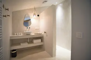 Gîte de charme Uzès de 10 à 24 personnes - Image 3