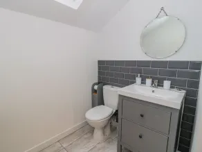 BRONWEN HOUSE, pet friendly, character holiday cottage in Llanbedr - Image 3