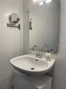 Appartement T4 70m2 - meublé - centre ville - proche Thermes - Image 4