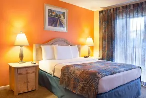 Family Getaway! 2 Cozy Units w/ Pool & Gym Access! - Image 5