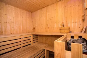 Five Bedroom Holiday Home With Pool and Sauna - Image 3