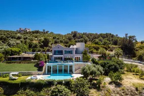 Villa Lime Panoramic sea views with 2 pools Close to Rethymno - Image 2