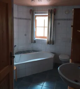 Ferienwohnung Hochkalter, 2-4 Personen, 70 qm, Balkon, TV, 2 Schlafzimmer - Image 2