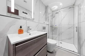 Serviced Studio Flat Near London Northern Line - Image 3