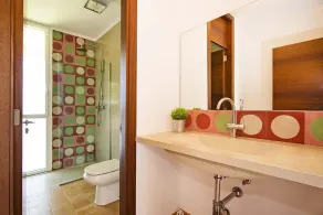 Lyx modern sten klädda villa med pool och utsikt över bergen - Image 3