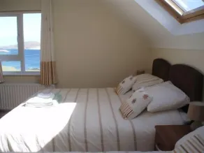 Luxueux Bord de l'eau Maisons de vacances avec privée Pebble Beach & WiFi gratuit. - Image 3