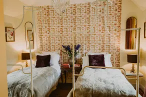 4 Season's Splendour : Artist Nest in Walled Garden on 2000 acre Seaside Estate - Image 3