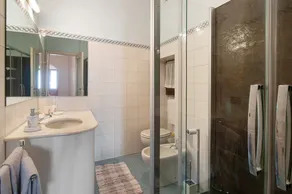 Appartamento \"Helvetia\" sul Lago di Como con vista lago, Wi-Fi e terrazza - Image 3