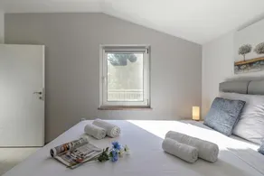 Seaview House Apartments - Image 4